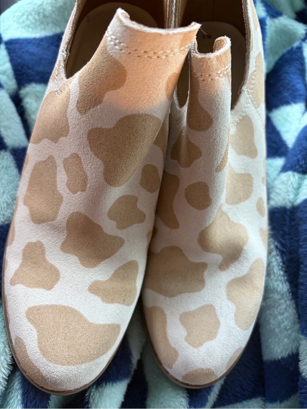 Women's TOMS Tan Suede Patterned Chelsea Booties - Stylish Neutral Slip-On